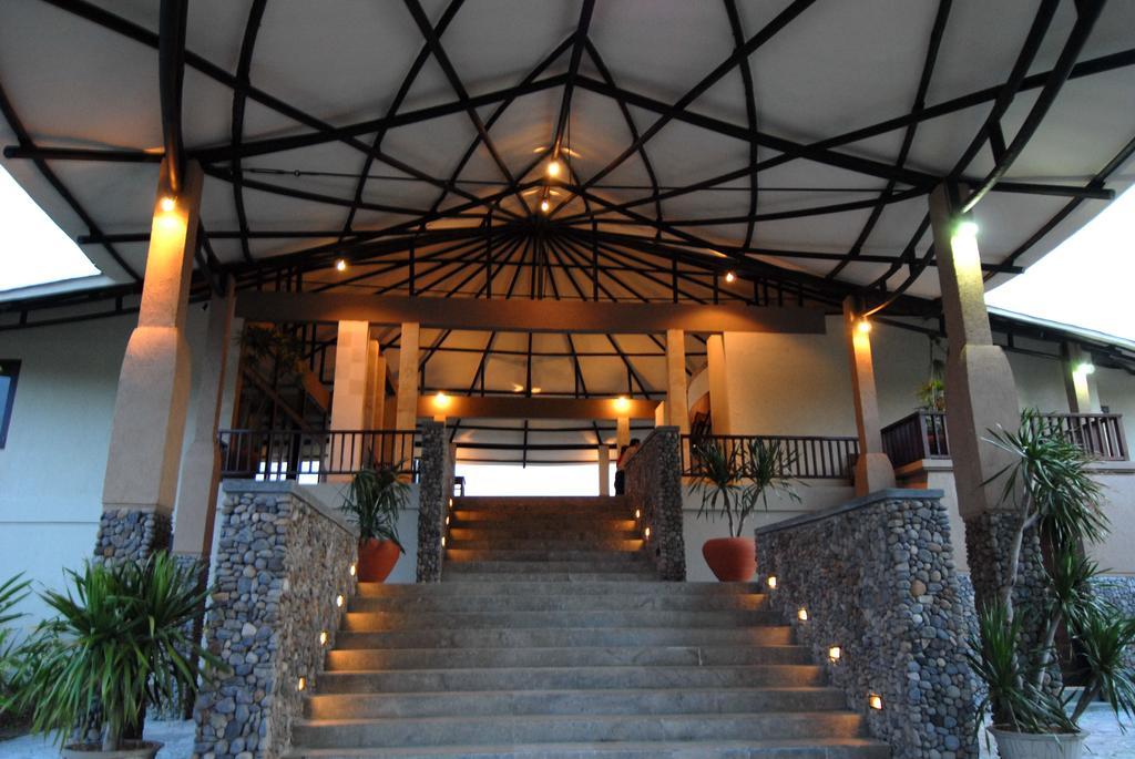 Nusantara Diving Centre Resort & Spa Manado Bagian luar foto