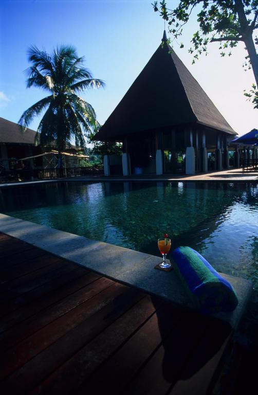Nusantara Diving Centre Resort & Spa Manado Bagian luar foto