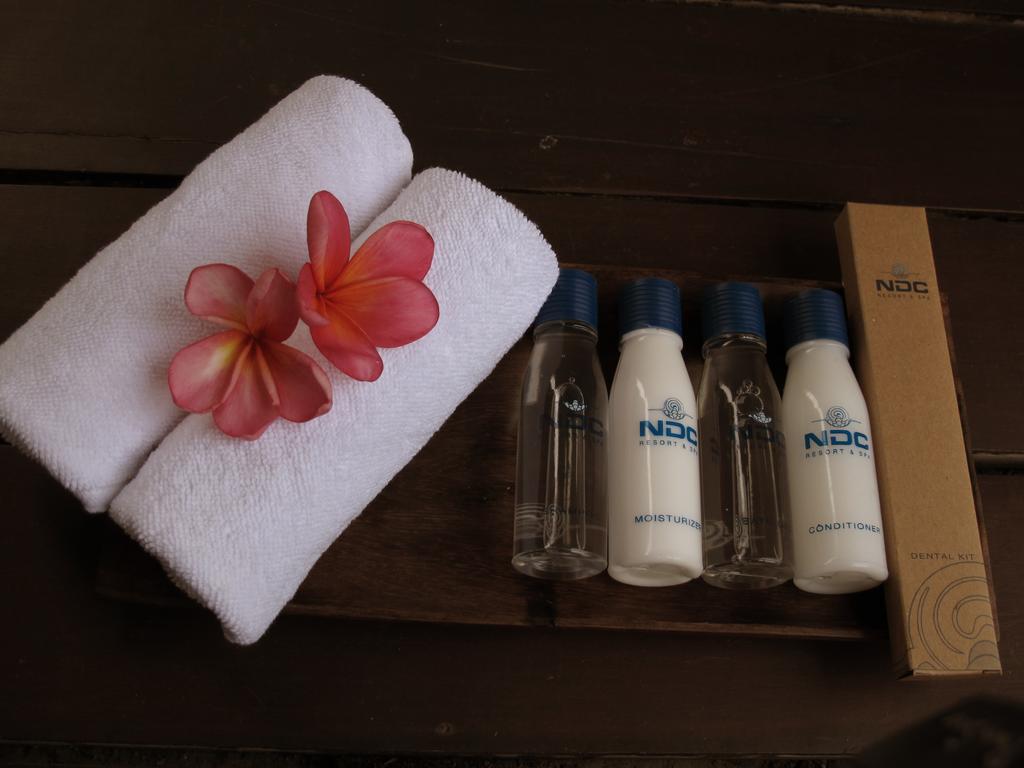 Nusantara Diving Centre Resort & Spa Manado Bagian luar foto